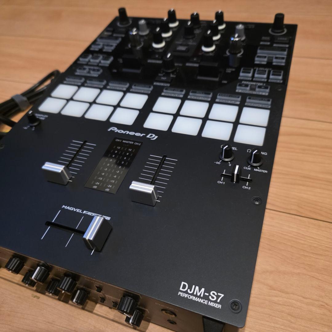 ほぼ未使用品】Pioneer DJ DJM-S7
