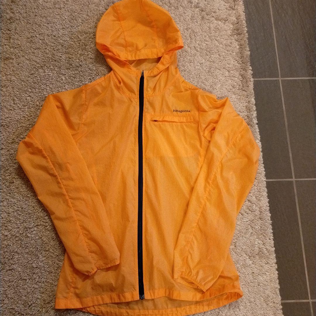 パタゴニア patagonia フーディニ ジャケット オレンジ - メルカリ