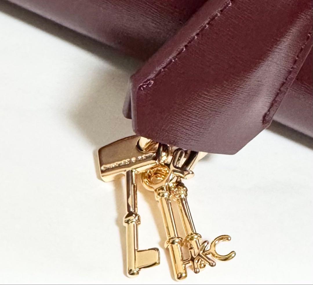 CHARLES & KEITH ミニケリー トートバッグ マルベリープラム - メルカリ