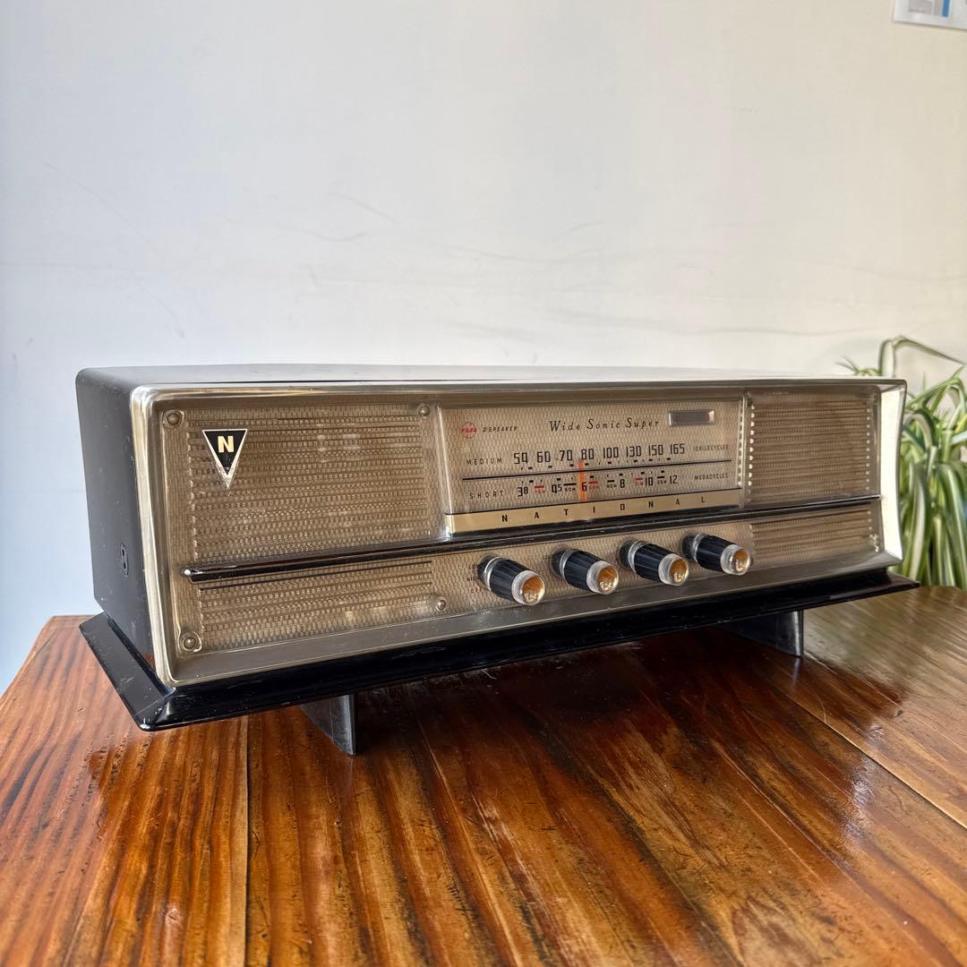 昭和レトロ 真空管ラジオ アンティーク オブジェ - メルカリ