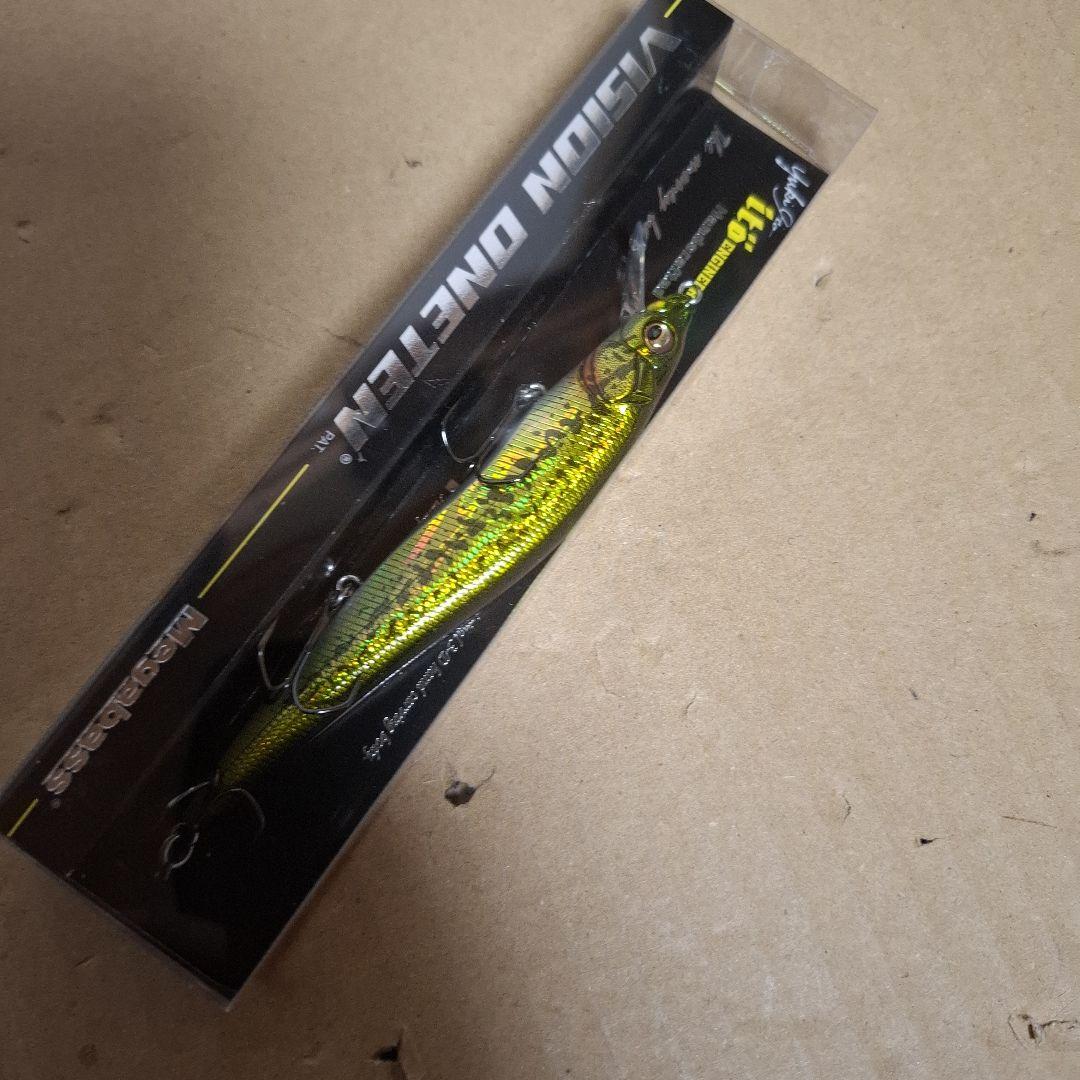 2026 大阪会場 限定品 メガバス VISION ONETEN B/H - メルカリ