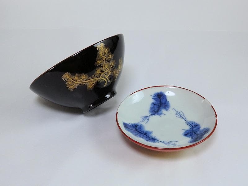 磁器 京焼 古伊万里 金襴手 若松に飛鶴の図 蓋茶碗 E124AS-CFx - メルカリ