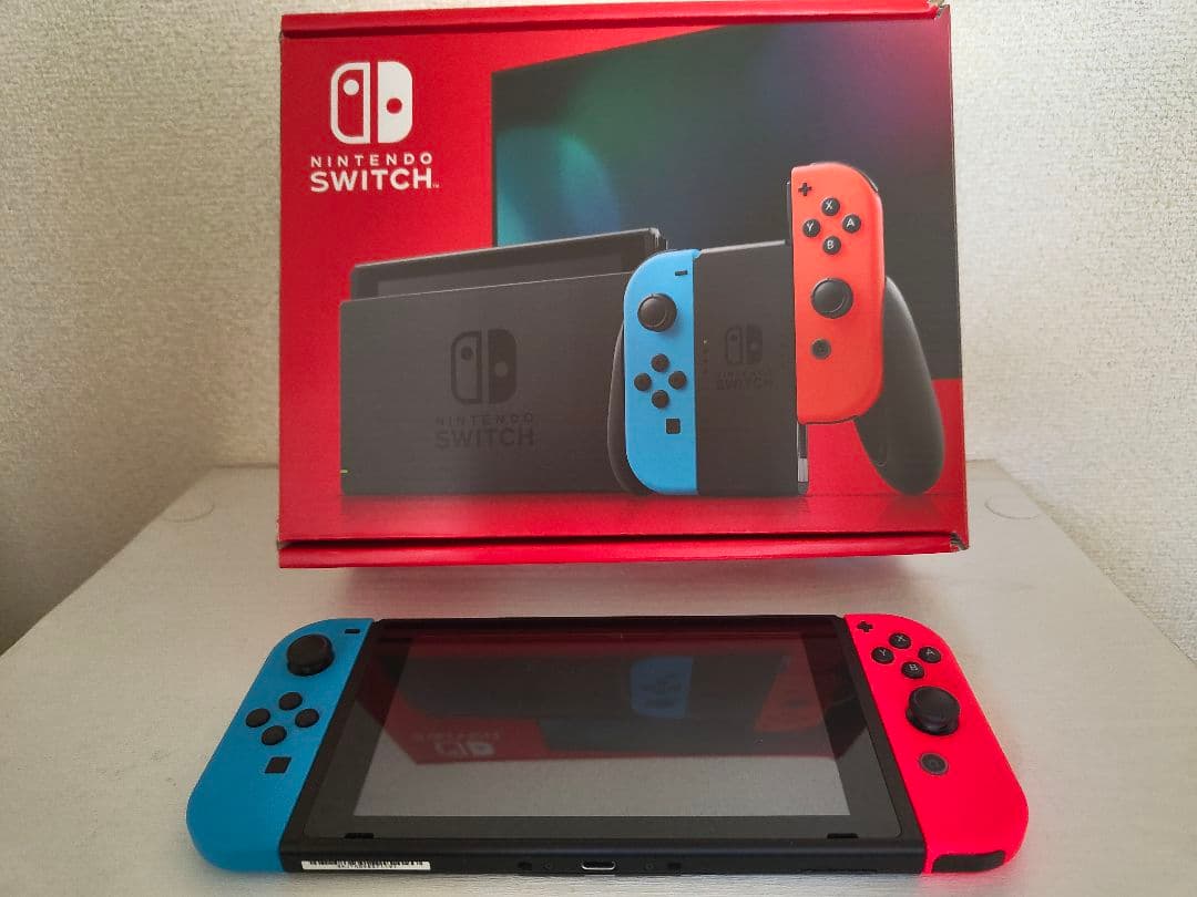 Nintendo Switch 本体 青と赤 ジョイコン付き Nintendo Switch 本体【Joy-Con(L) ネオンブルー/(R) ネオンレッド