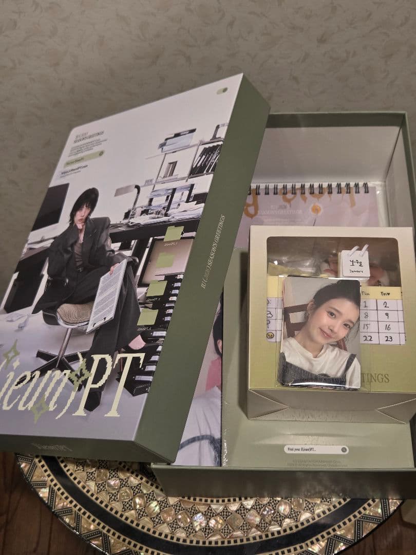 新品IU2026シーズングリーティング 楽天市場】IU [ 2026 SEASON'S GREETINGS ] / アイユ アイユー