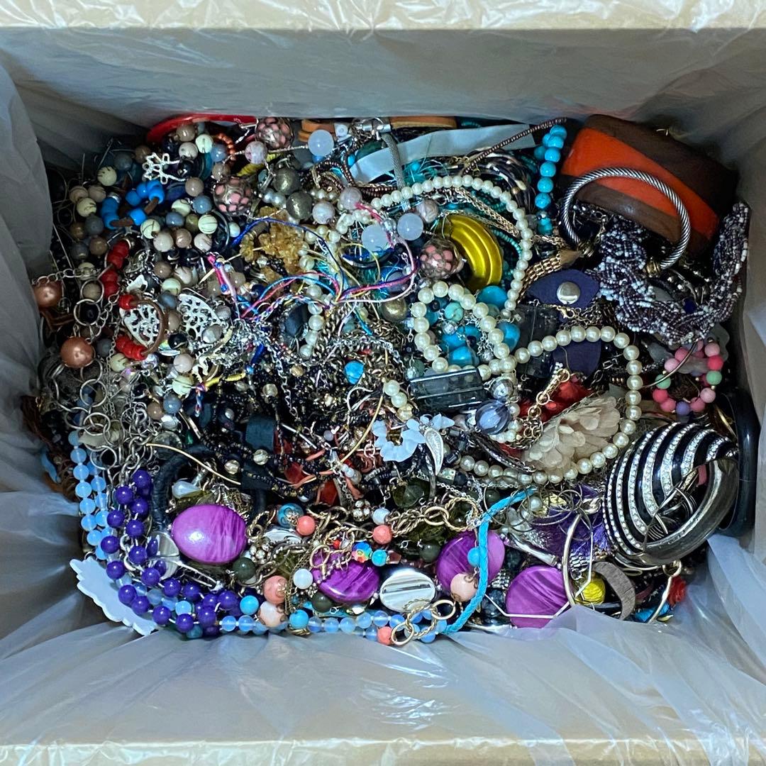 大量 まとめ売り ジャンク 未選別 アクセサリー色々⑤ 約6.6