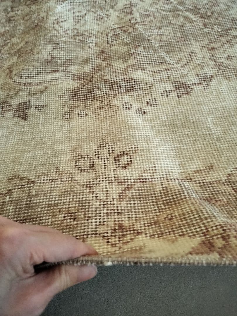 ベージュとミルクティーのヴィンテージラグ 雅姫さんNo.685