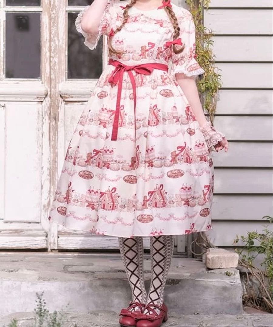♡axesfemmekawaii♡ お菓子の家柄ワンピース 生成り お菓子の家柄ワンピース【期間限定販売】 | axes femme online shop