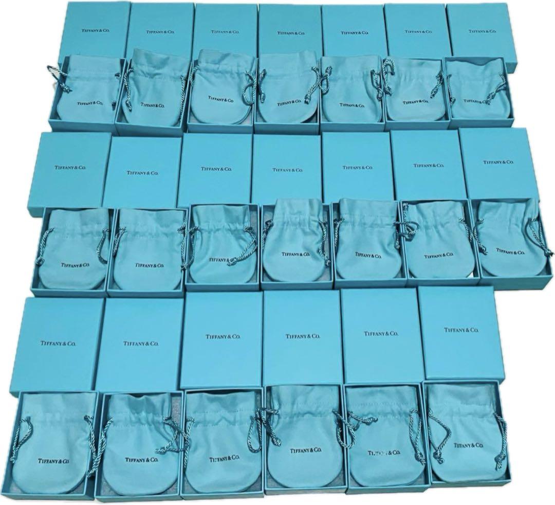 Tiffanyティファニー　空箱巾着20セット TIFFANY&Co ティファニー 空箱 巾着袋 2点セット ブルー｜Yahoo!フリマ