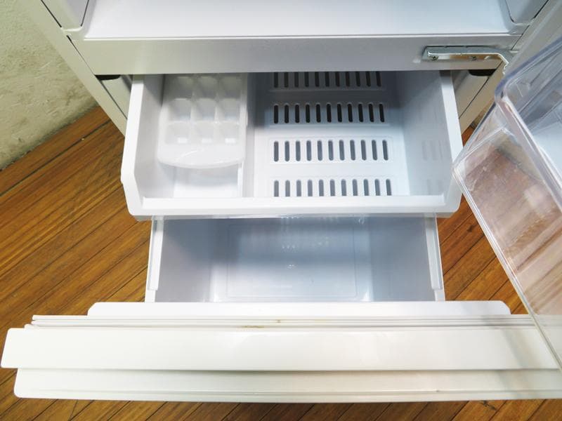 AQUA 126L 冷凍冷蔵庫 AQR-13E8 2022年製 AL02 - メルカリ