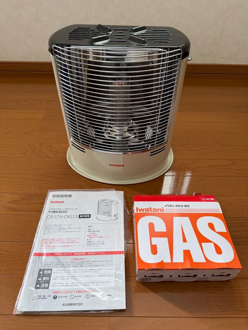 未使用 新型デカ暖III イワタニ カセットガスストーブ　ガス3本付 イワタニの公式オンラインショップ｜カセットガスストーブ デカ暖Ⅲ