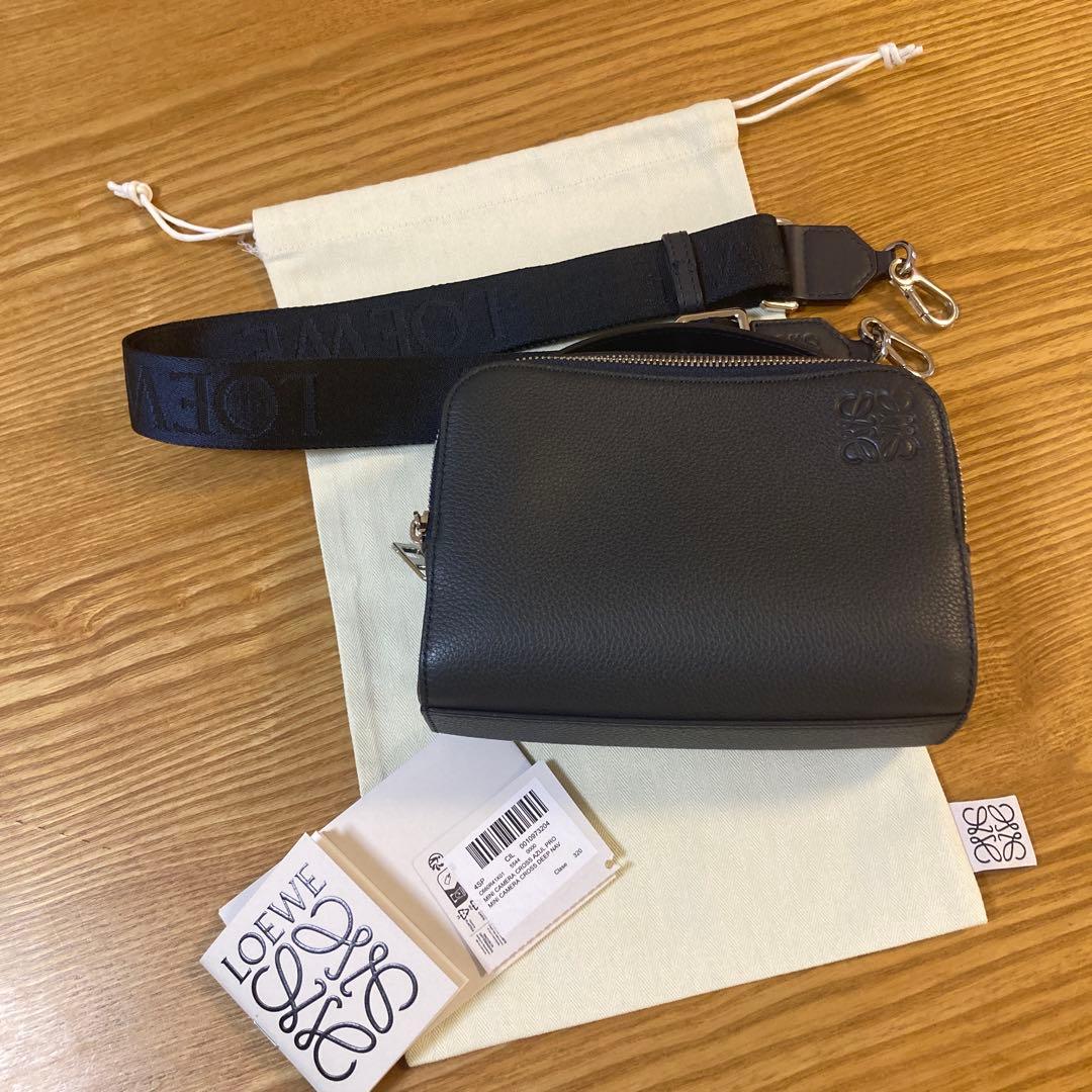ロエベ カメラバッグミニ クロスボディ アナグラム ショルダーバッグ