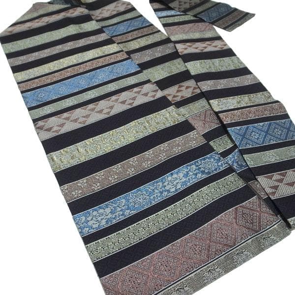 名古屋帯 九寸 京都 西陣 全通織 黒 濃赤紫 花唐草 横