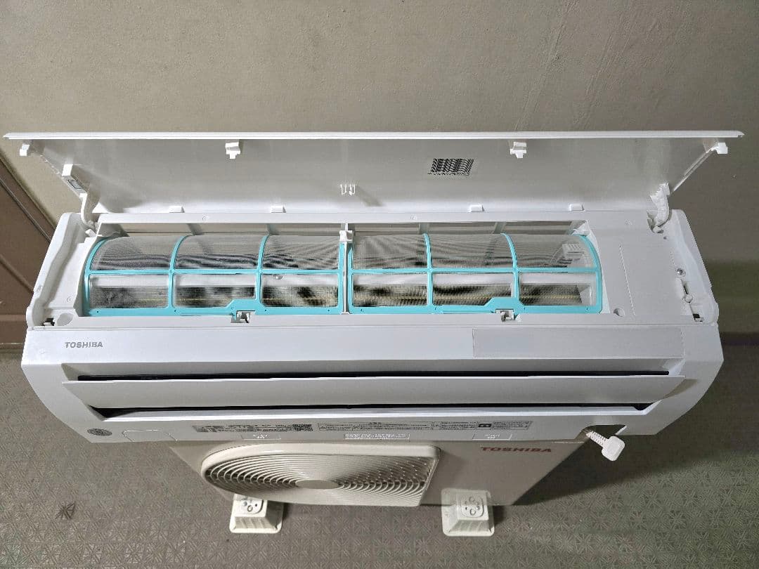 TOSHIBA東芝 エアコン RAS-J221PEX 2.2kw 2022年