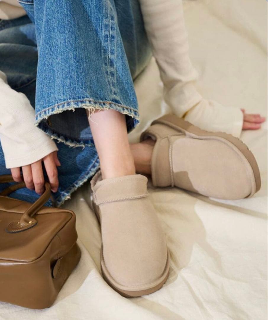 FRAMeWORK UGG CLASSIC SLIPPER 4(24cm)未使用 - メルカリ