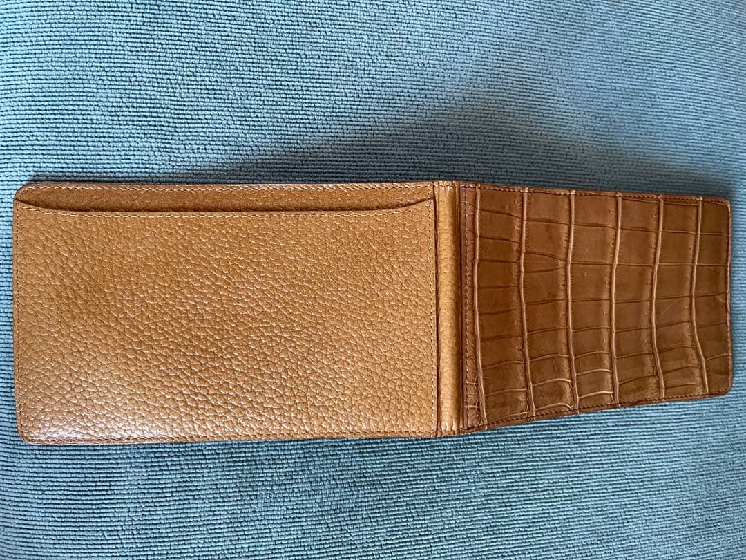 未使用 A6手帳カバー クロコダイル ルーペ メモパッド 象革 キタムラ