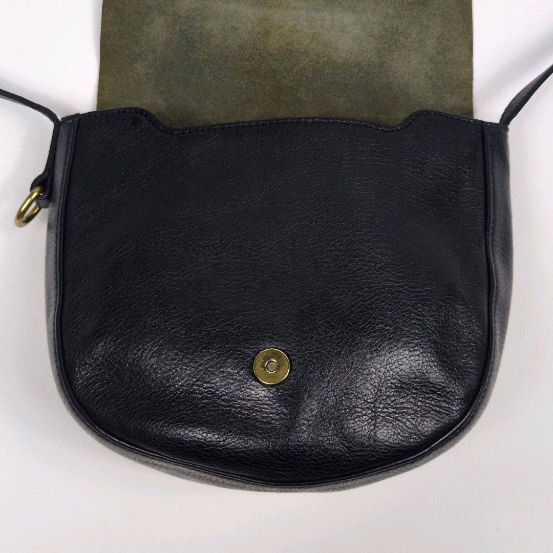 イルビゾンテ ショルダーバッグ ネイビー ハーフムーン 三日月 クロス