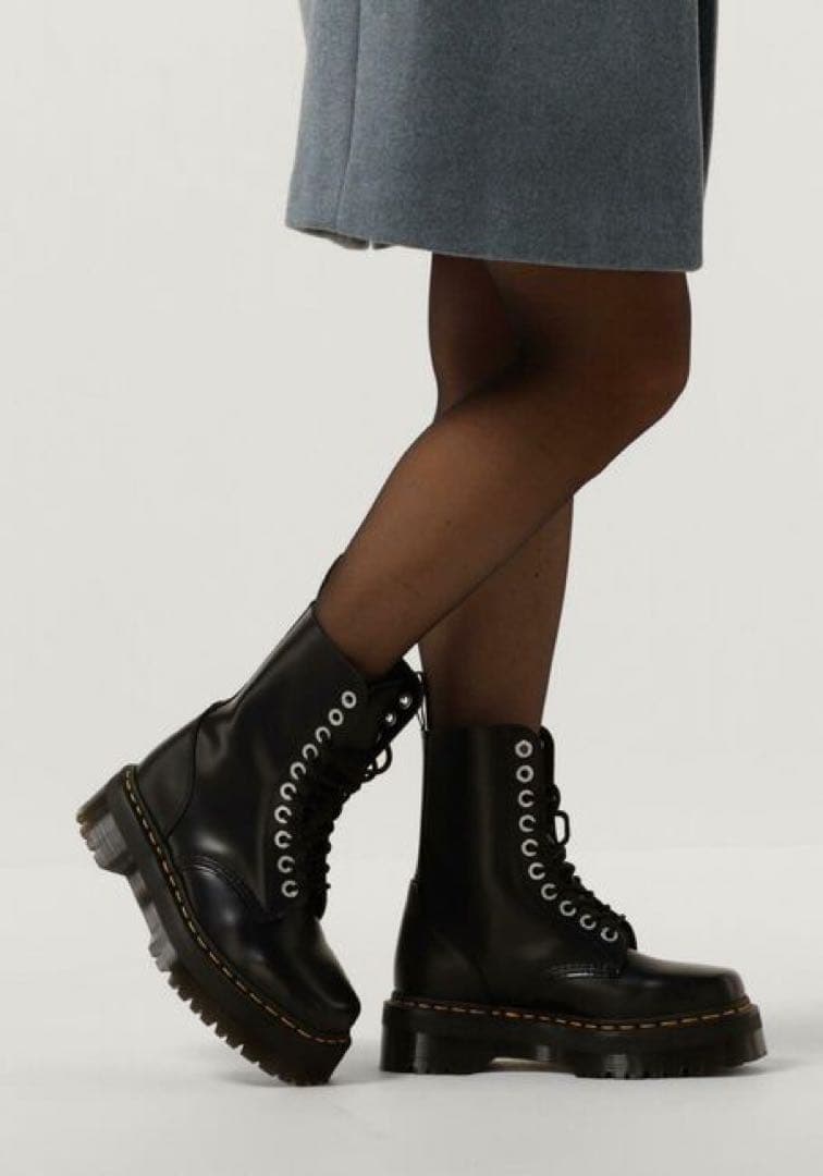 Dr. Martens 1490 QUAD SQUARED 10ホール 厚底 - メルカリ