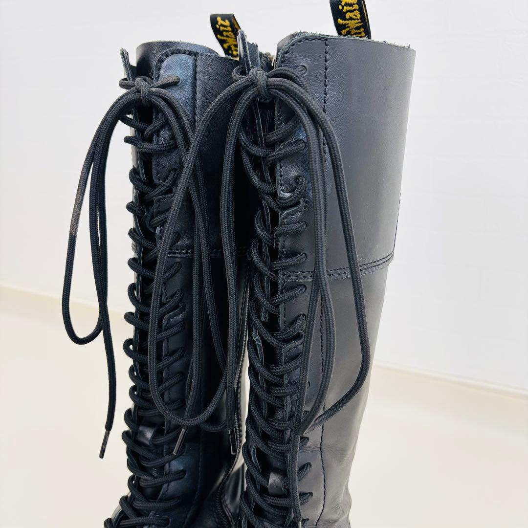 2735 ドクターマーチン AUDRICK ロングブーツ 20ホール 厚底ブーツ