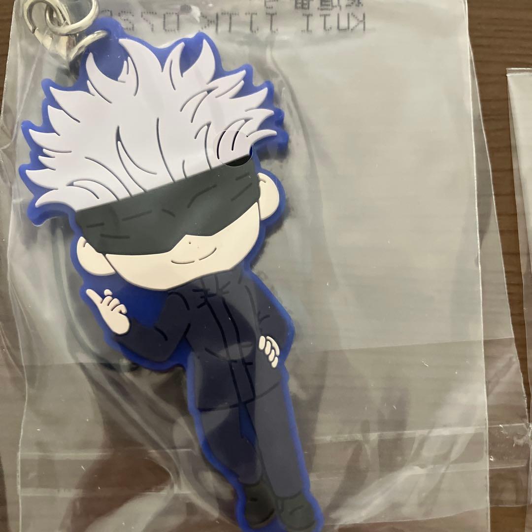 呪術廻戦 五条悟 ラバーストラップ アクリルスタンド 缶バッジ - メルカリ