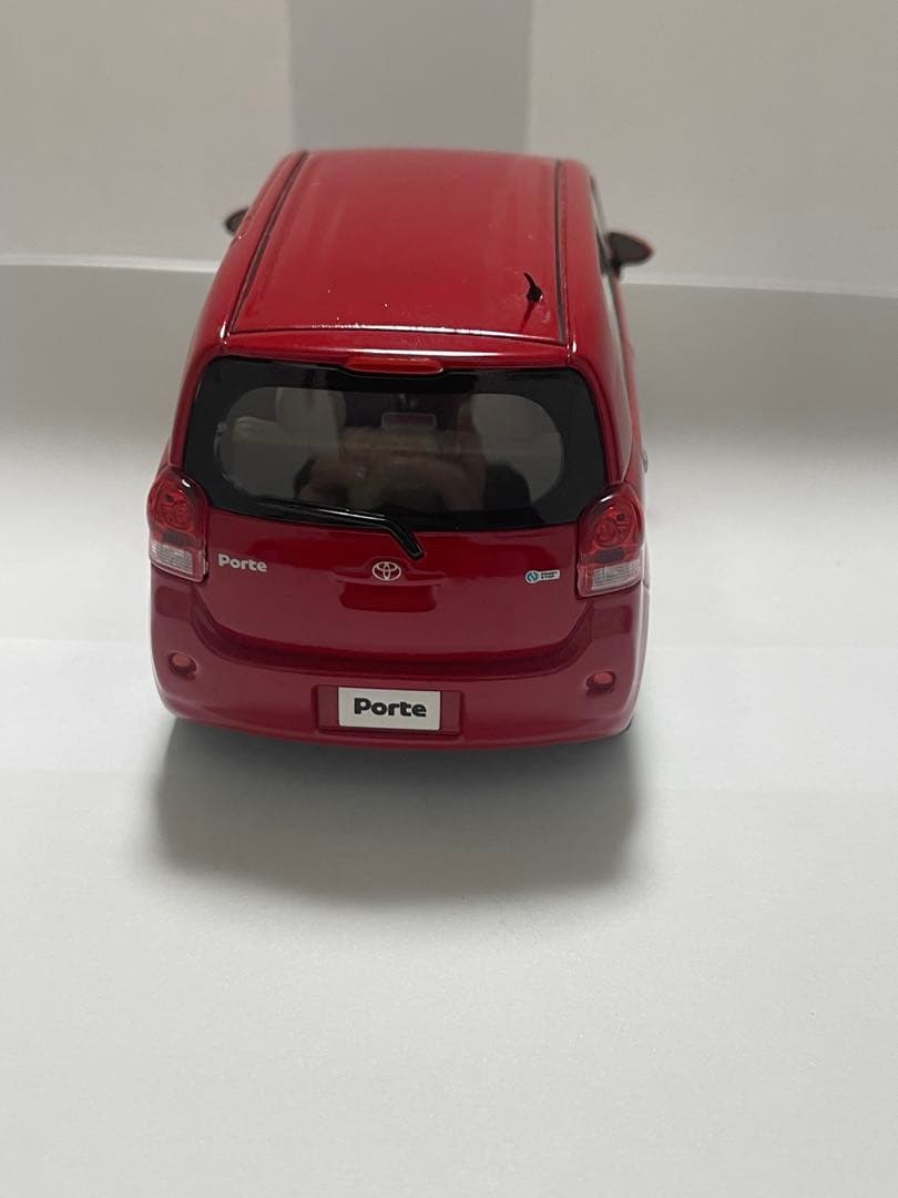 トヨタ ポルテ 赤 カラーサンプル - メルカリ