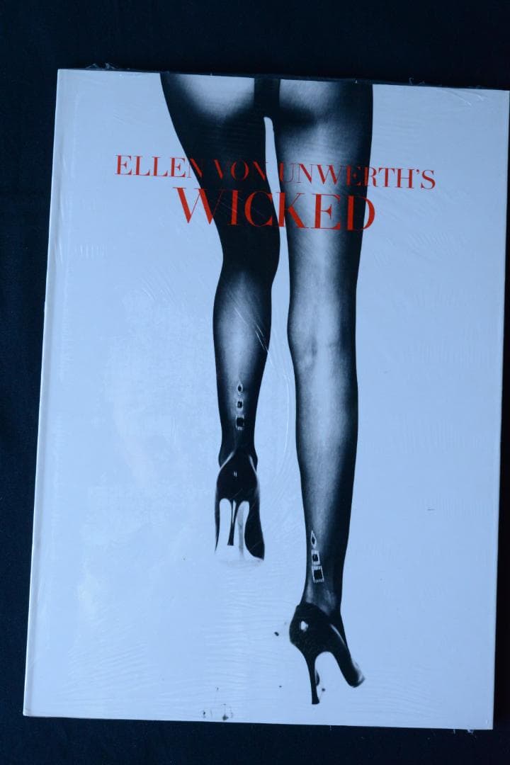 Ellen Von Unwerth: Wicked　★★大幅に再々値下げしました SOLD TO 🇺🇸