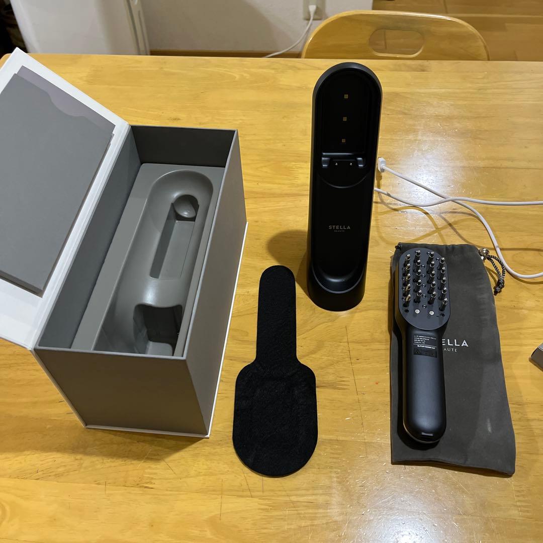 STELLA スマート 美顔器 ブラック　スカルプ STELLA BEAUTE（ステラボーテ） レーザー＆EMSリフトブラシPRO2.0