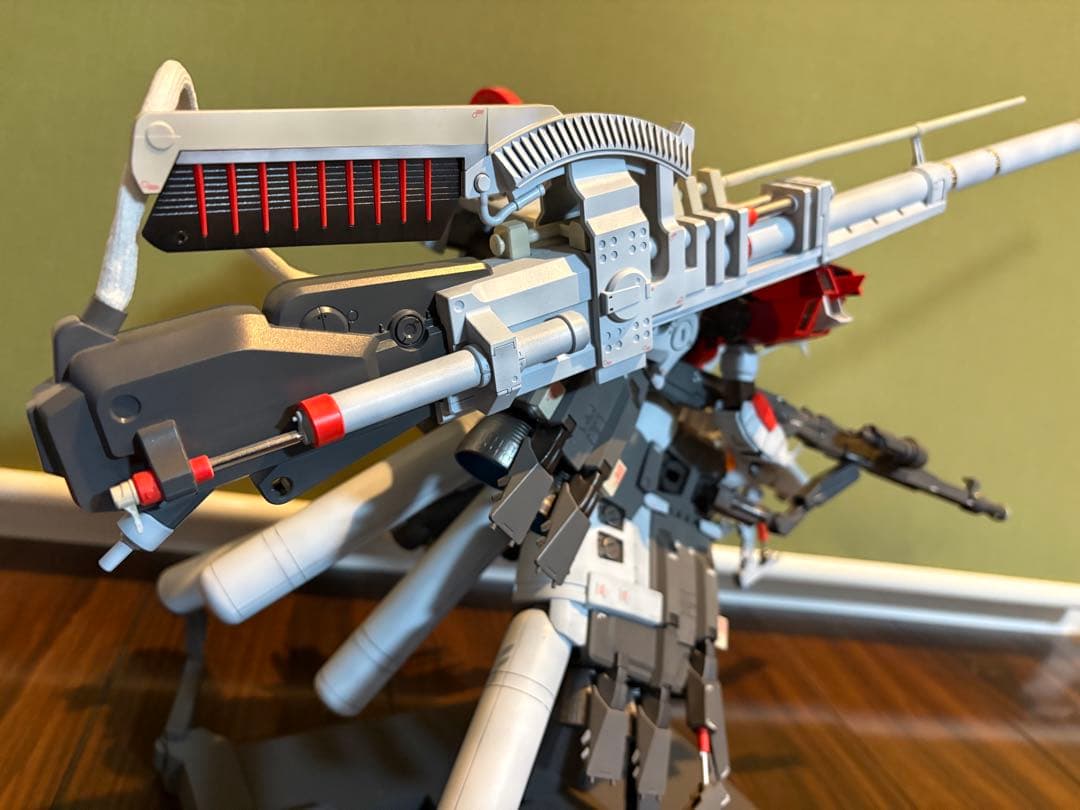 MG PLAN303Eディープストライカー 塗装済み完成品 スプリッター迷彩