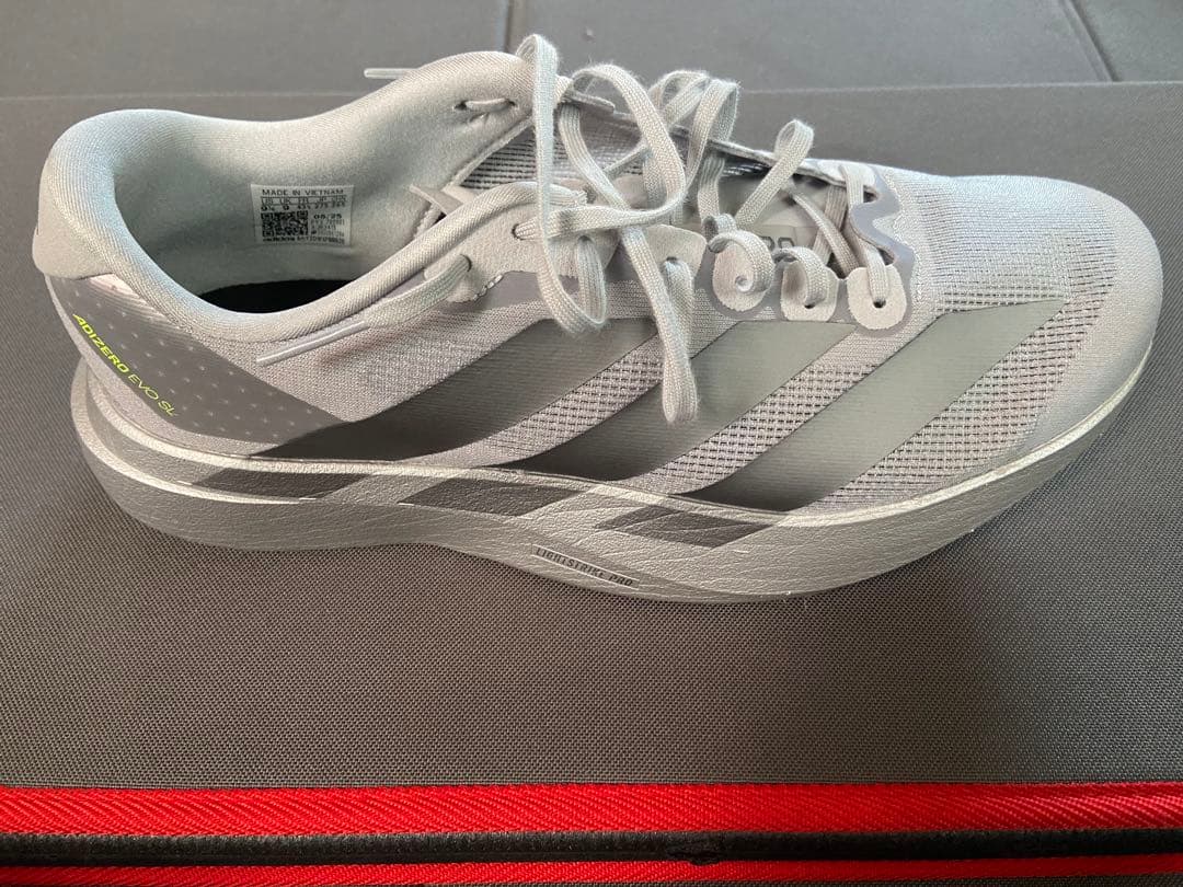 ADIZERO EVO SLグレー 走行距離5km 27.5cm