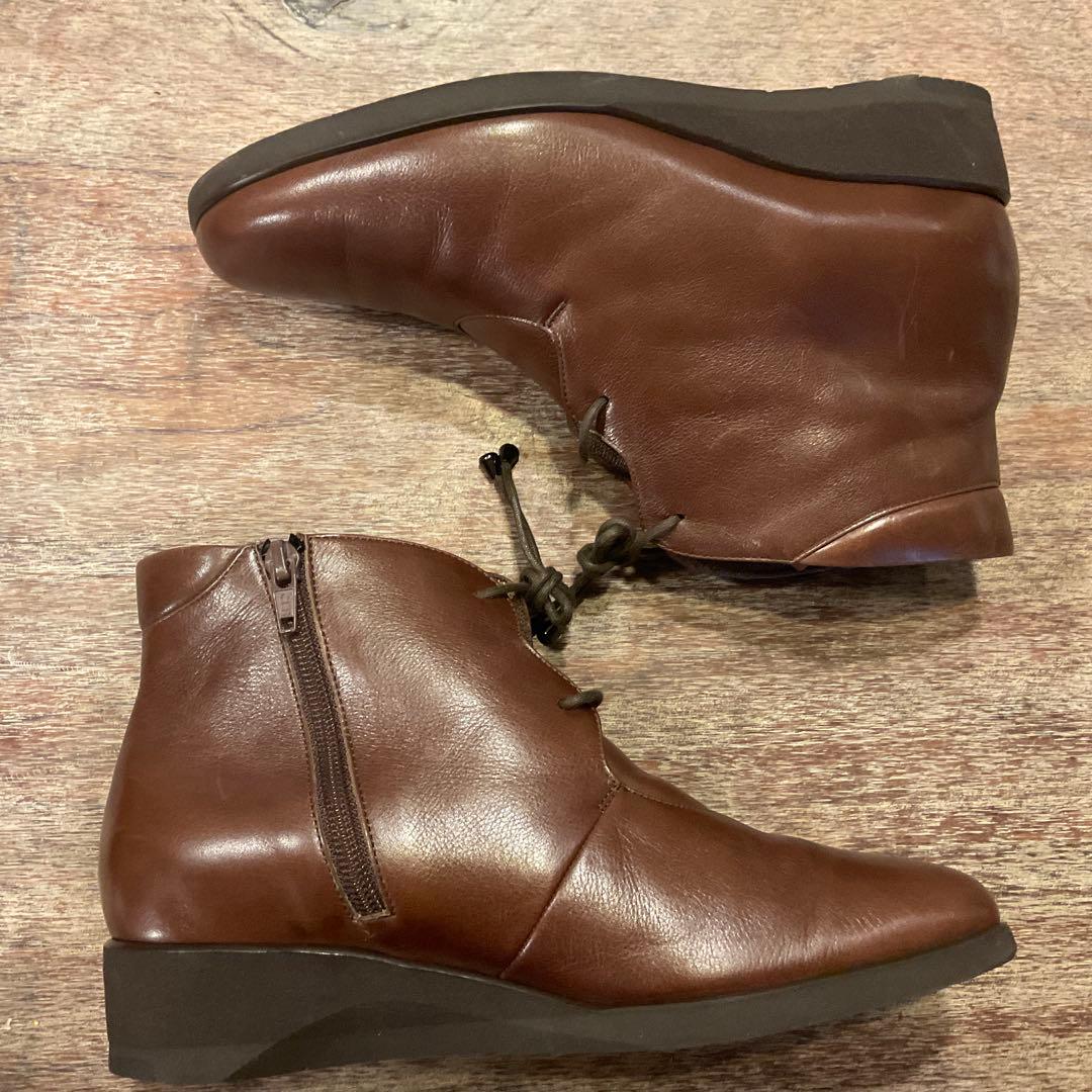 美品！アシックス ペダラ サイドジップ ブーツ 23.5cm 茶 ブラウン