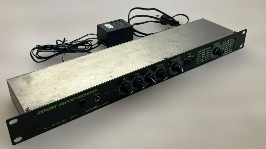 ZOOM デジタルリバーブ&マルチエフェクトプロセッサー RFX-1000 - メルカリ