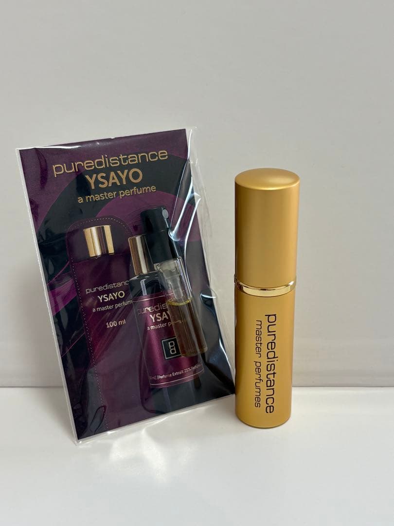 【新品未使用】ピュアディスタンス　ディヴァンシェ　　イサヨ　トラベル　非売品 Puredistance DIVANCHÉ parfum extrait | puredist