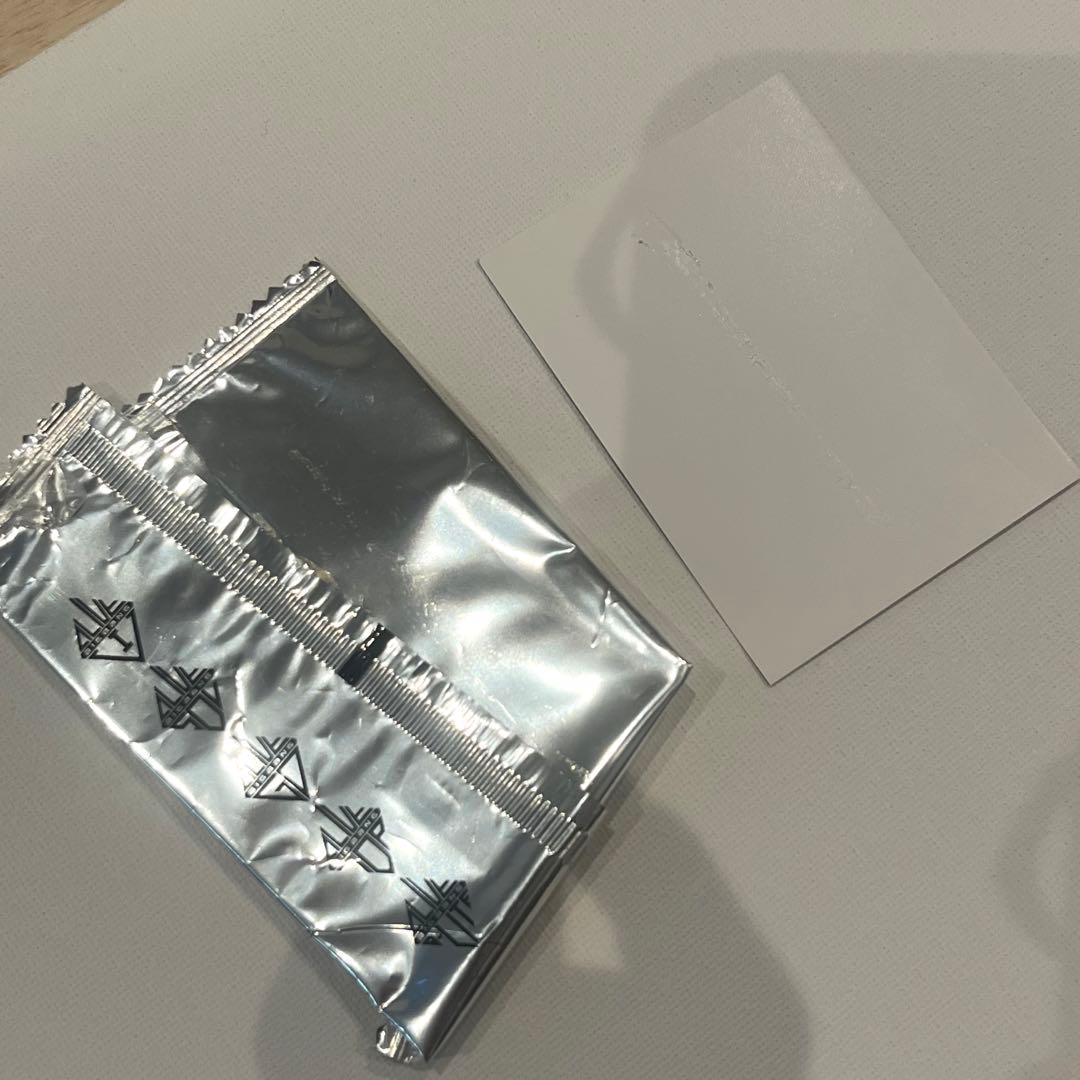 BIGBANG TOP タプ トレカ alive 限定 - メルカリ