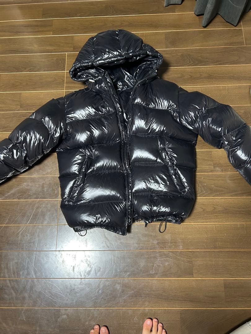 光沢のあるブラックダウンジャケットZARAダウン テカテカダウンuk us