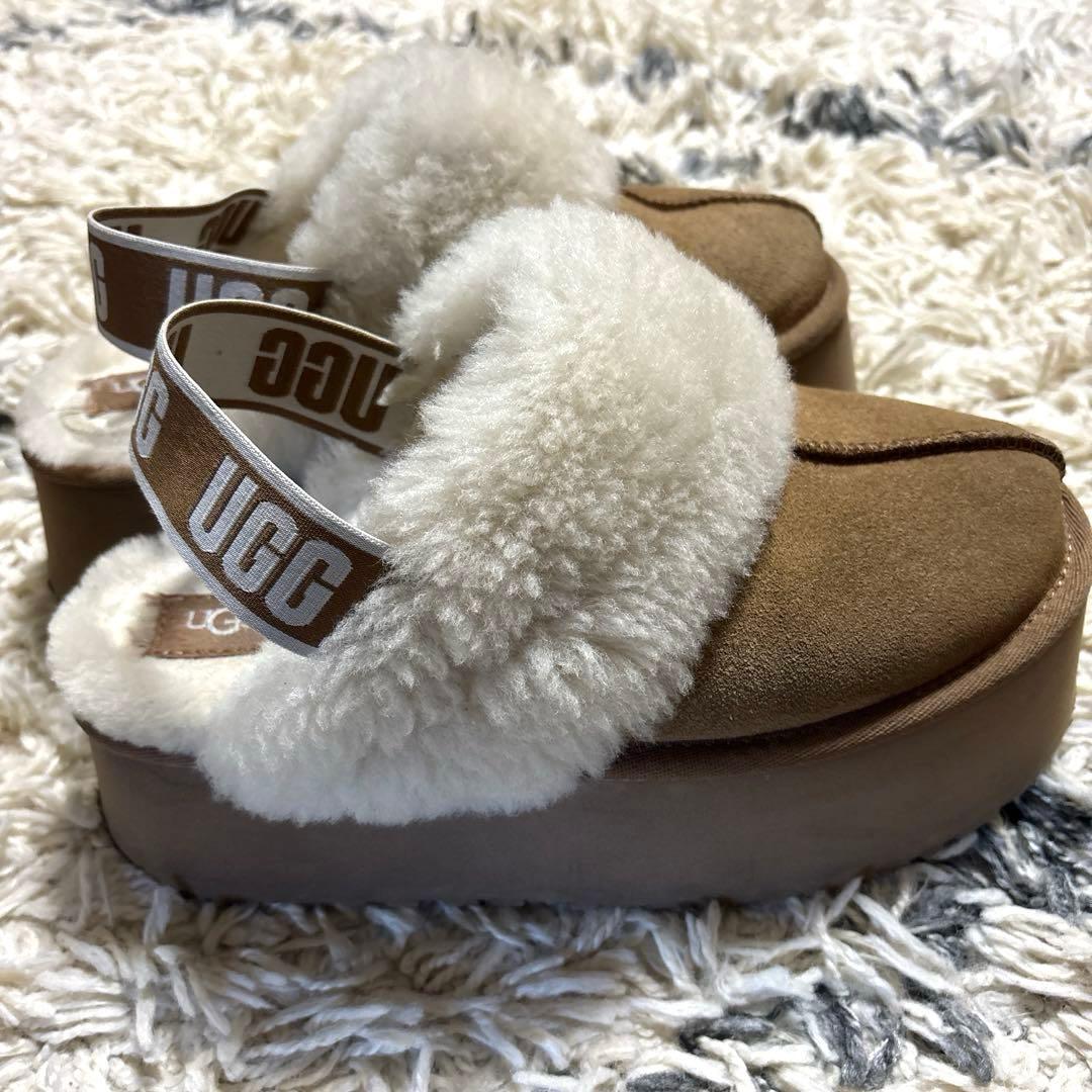 即購入可　UGG プラットフォームサンダル 厚底　ファンケット ブーツ UGG(アグ)☆FUNKETTE プラットフォーム 厚底サンダル (UGG/サンダル