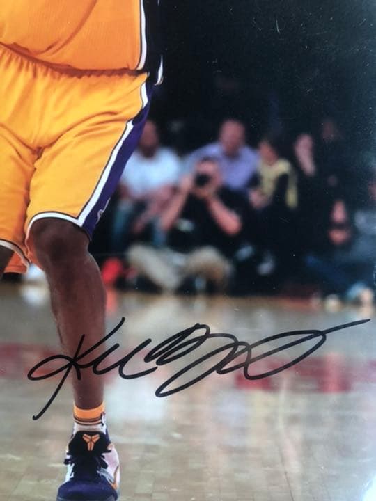 NBA コービー・ブラウン 直筆サインPhoto レイカーズ - メルカリ