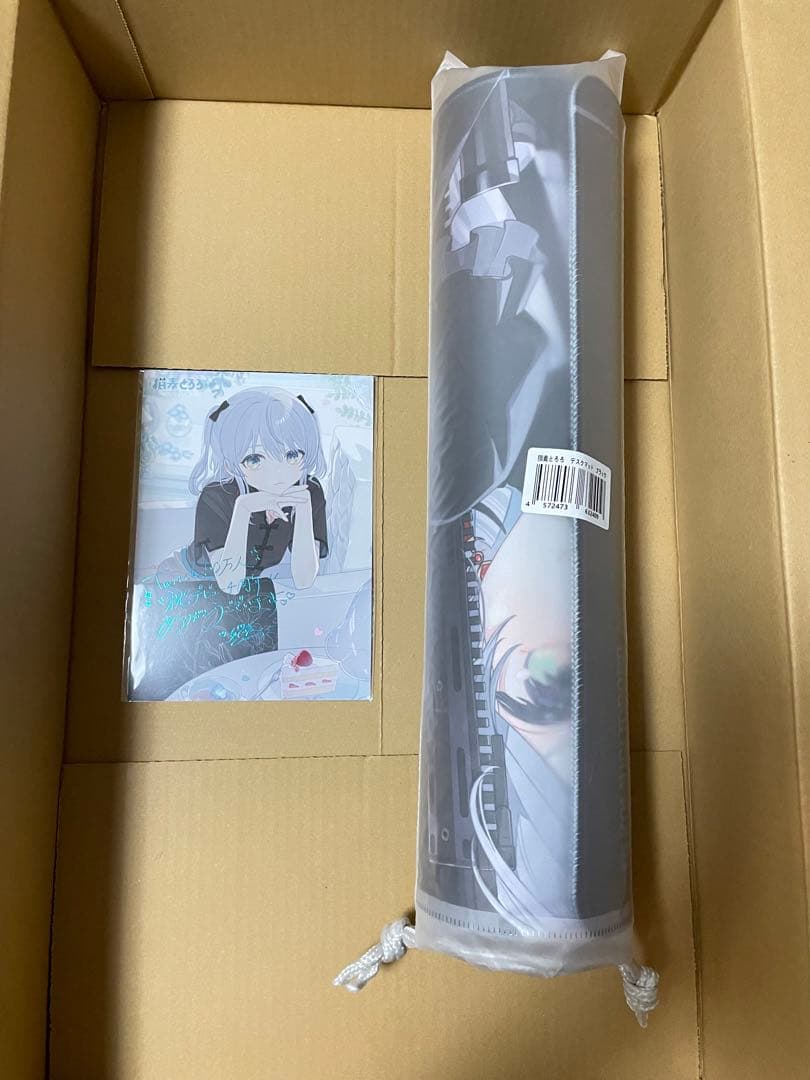 猫麦とろろ デスクマット ブラック - メルカリ