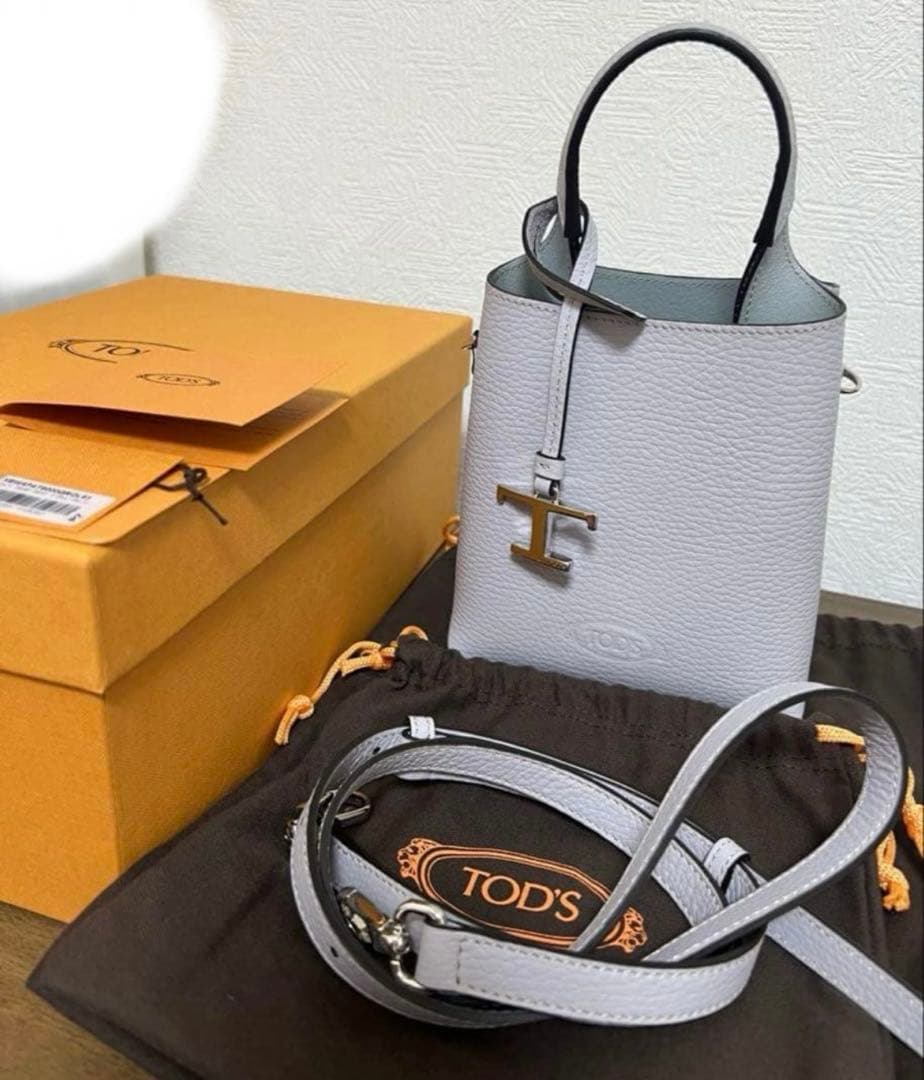 トッズ　マイクロ　ショルダーバッグ　2L63 ライトパープル トッズ TOD'S TODS ショルダーバッグ XBWAPAFL000 QRI （2L63