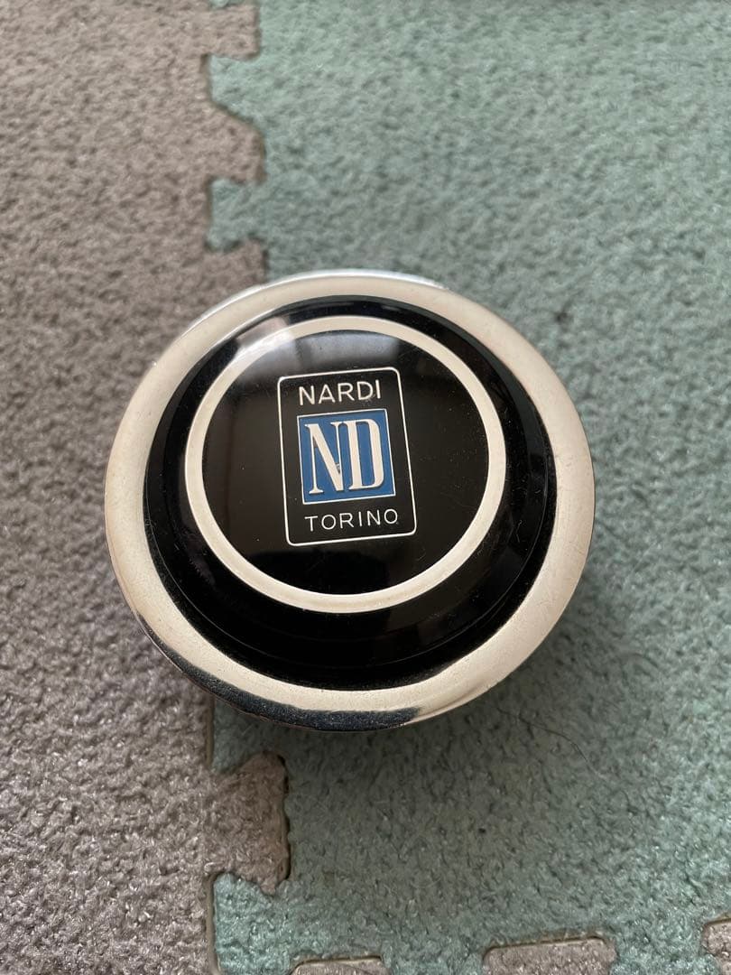 希少大径サイズ ランクル80 ナルディステアリング39㎝ ボス付き 当時物