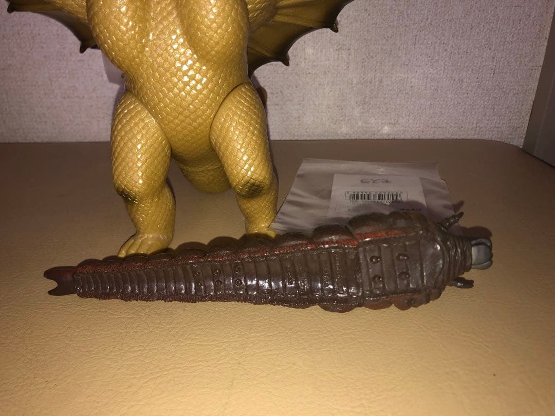 キングギドラ タグ付き☆モスラタグ付き バンダイJAPAN