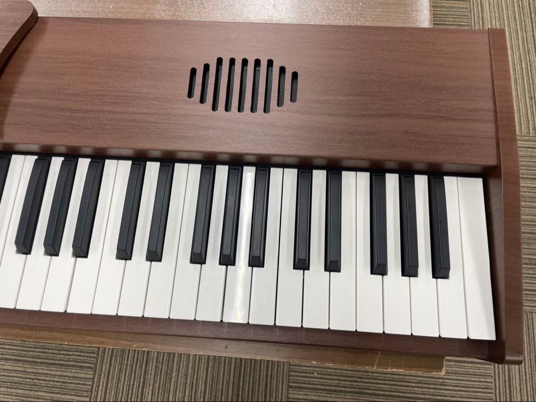 スタンド付き 電子ピアノ88鍵盤 給電タイプ 木目調ボディ マホガニー