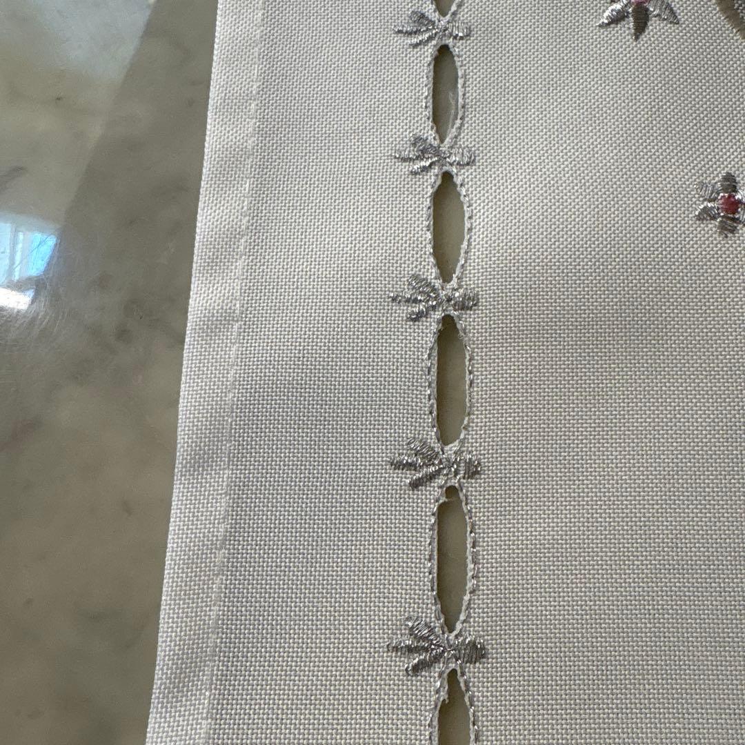 新品未使用品 フランス テーブルクロス うさぎ Pâques イースター