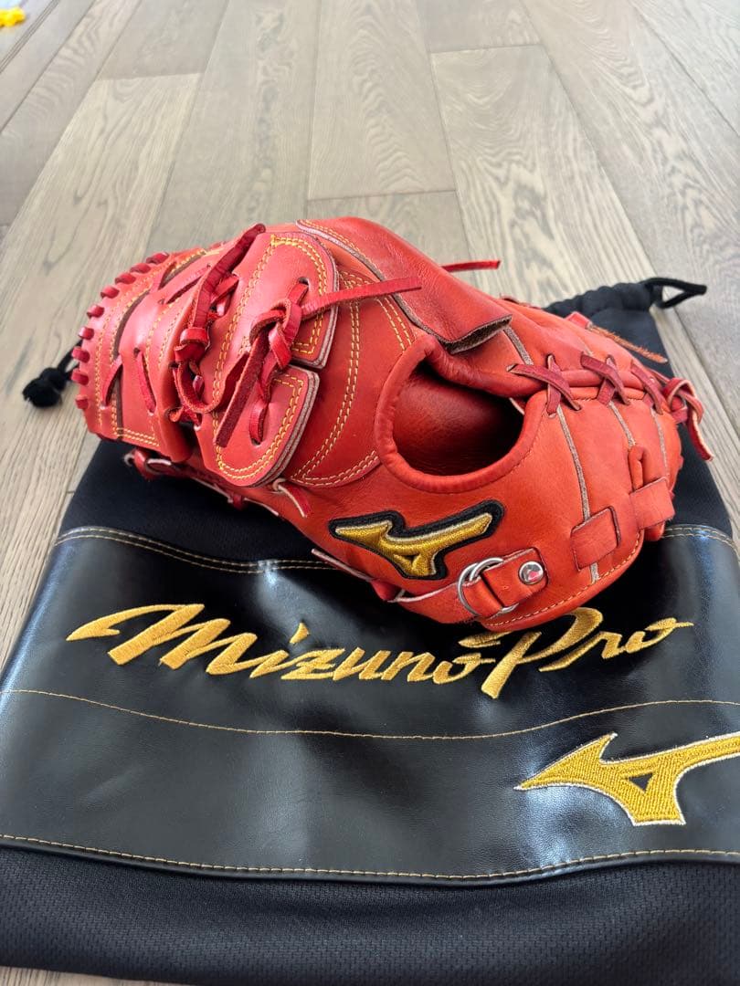 Mizuno Pro 左投げ軟式グローブ 赤 収納袋付き Mizuno Pro 平裏刺繍1円 ミズノプロ 限定 軟式 グローブ グラブ 内野手