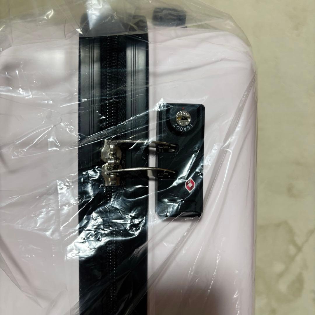 サンリオ×mikko1番くじ①キャリーケース - メルカリ