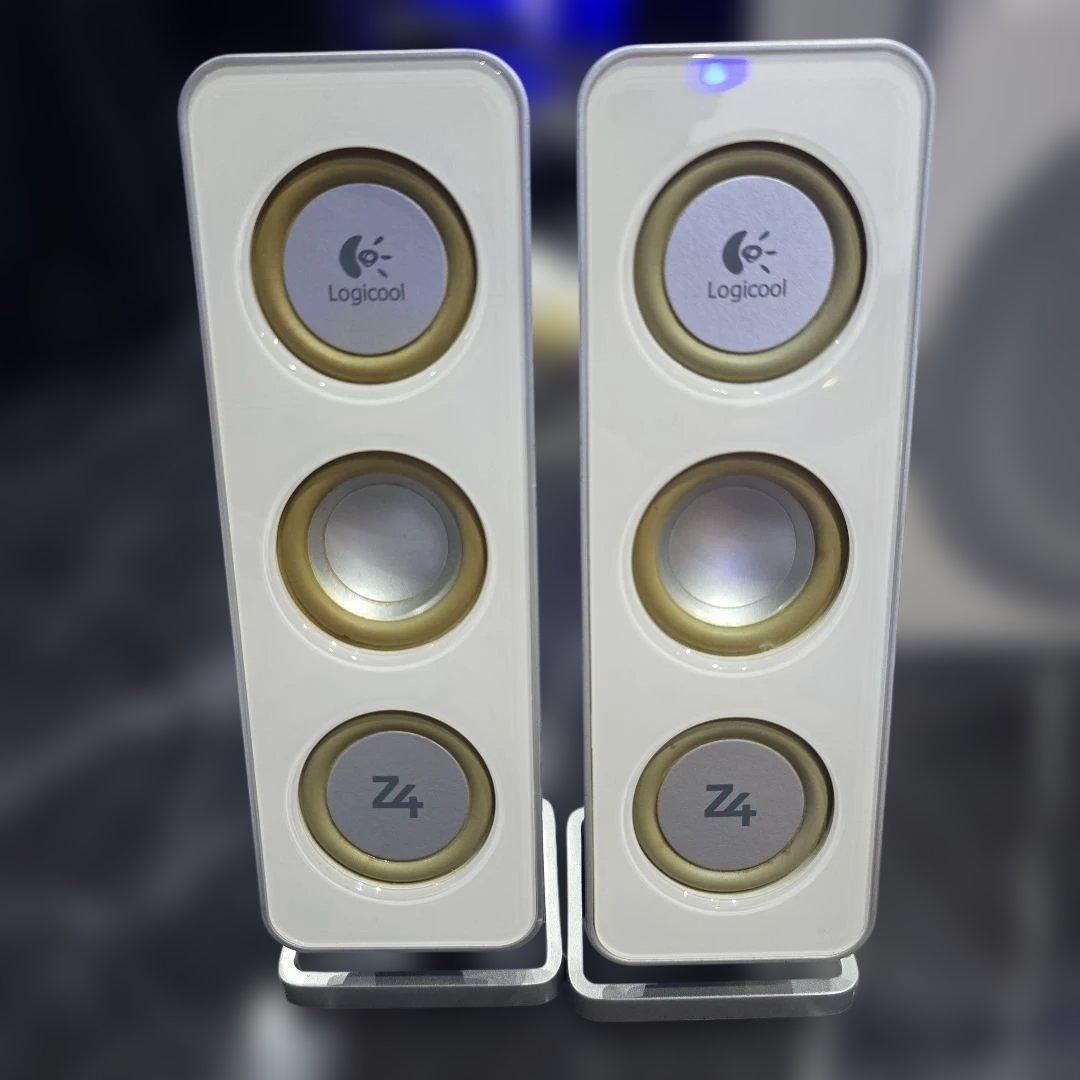 大幅値下‼️Logitech Z4i 2.1ch スピーカーセット