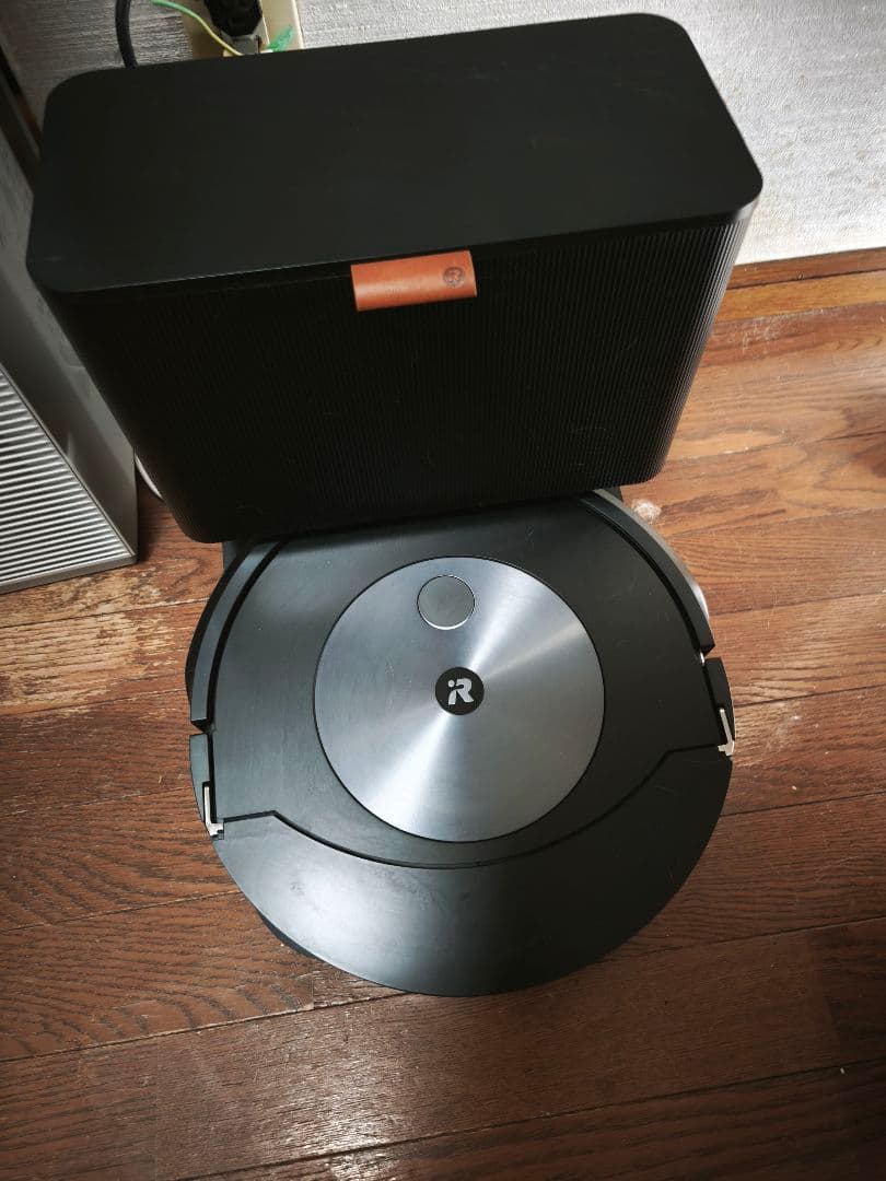 掃除機・クリーナー Roomba Combo J7+ Amazon | アイロボット(IRobot)ルンバ j7+ ロボット掃除機 カーペット