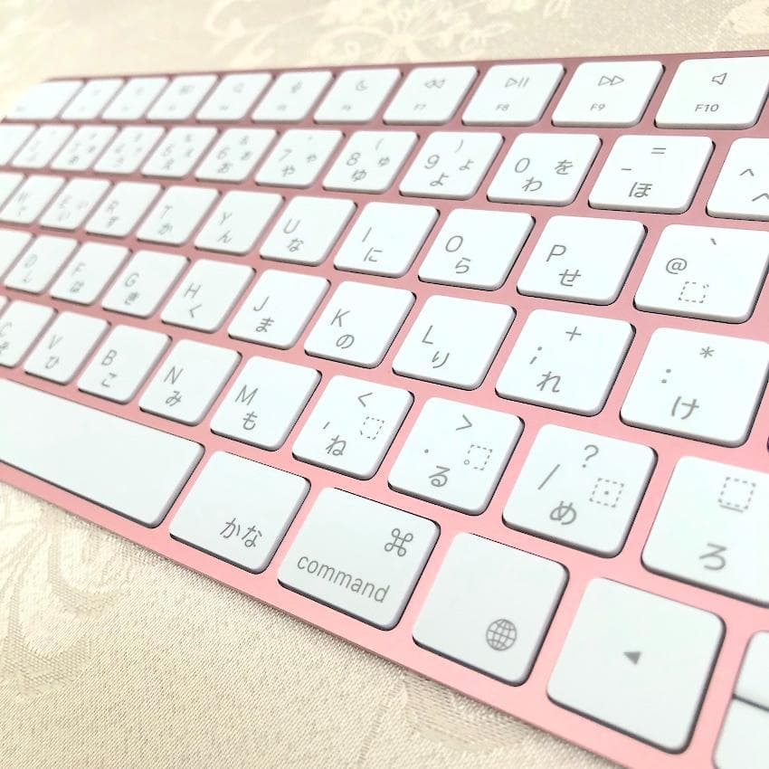 新品未使用｜USB-C｜Touch ID｜ピンク｜MAGIC KEYBOARD - メルカリ