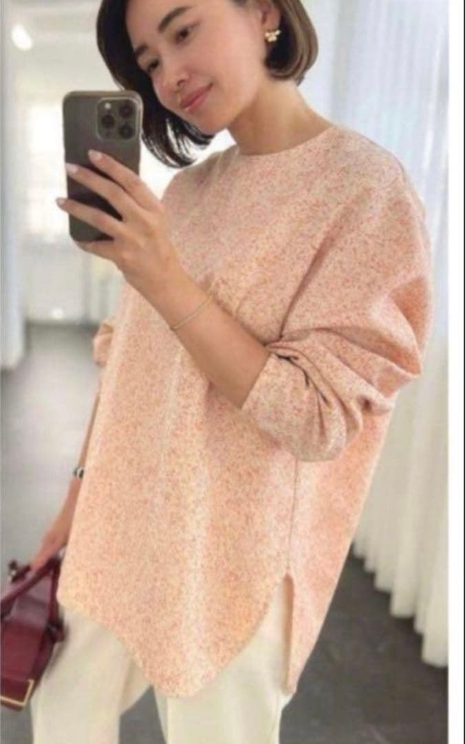 美品 ohga ジャガードブラウス（サーモンピンク） Fサイズ - メルカリ