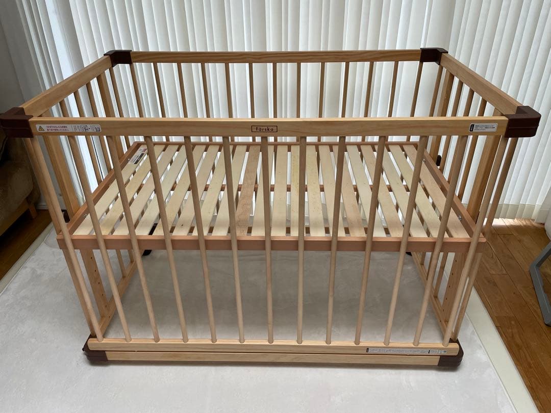 直接受け渡し限定！【美品】farskaファルスカ ベッドサイドベッド03