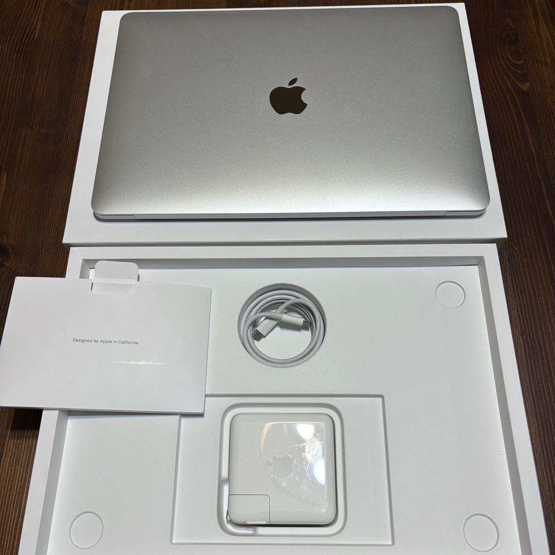 MacBook Pro 13.3/2.0GHz/32GB/1TB 電池100% 13.3インチMacBook Pro 2.0GHzクアッドコアIntel Core i5 Retina