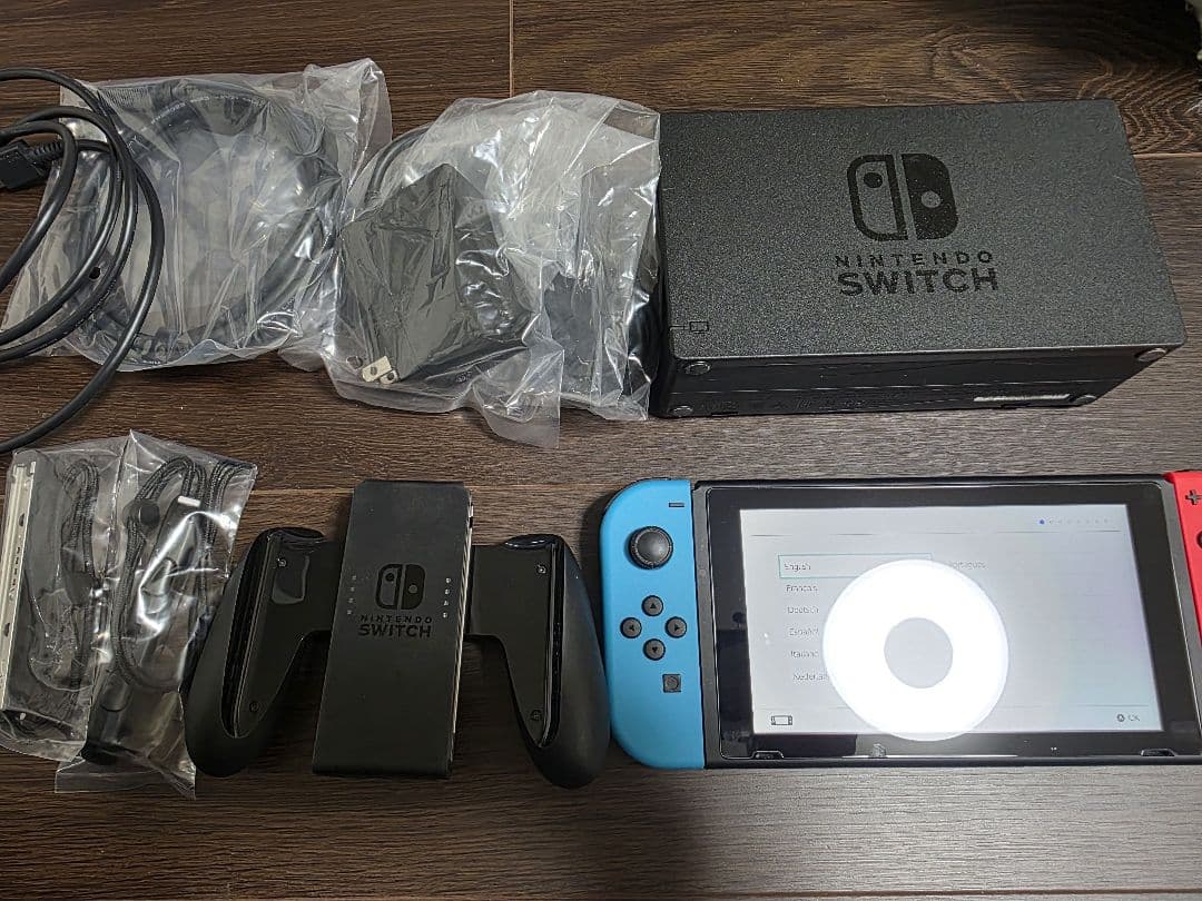 ひ*ん様 【おまけ付き】Nintendo Switch スイッチ 本体 付属品全 Amazon.co.jp: 【整備済み品】 Nintendo Switch 大乱闘スマッシュ